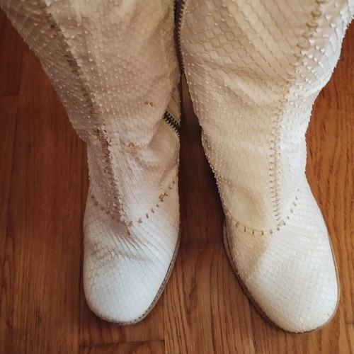 Rocco P. leather boots like new, size 37, white