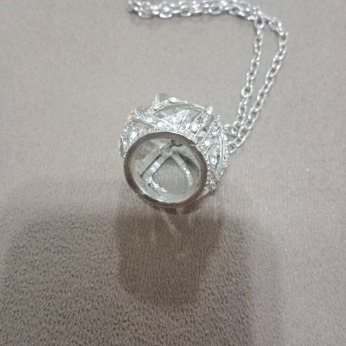 Crown necklace used, silver, 3D pendant with long chain