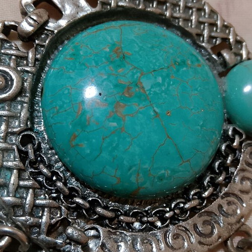Necklace with turquoise stone, silver color