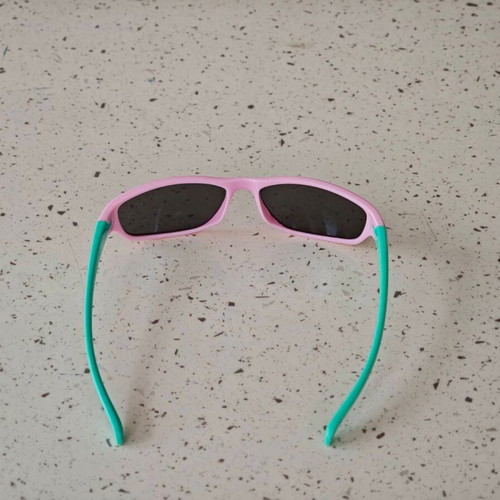 Mati Mati children's sunglasses used, pink and turquoise