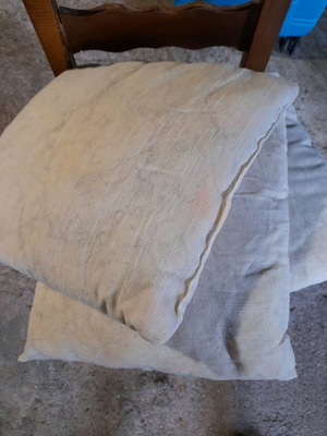 Pillows like new, set of 3, cotton filling, 40×40 cm