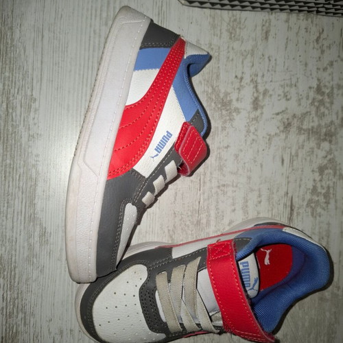 Puma sneakers like new, size 30, blue and red
