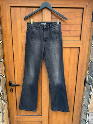 Wrangler Flare women's jeans like new, size 27, black
