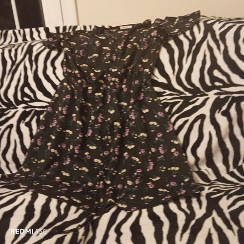 Dress like new with side embroidery, black multicolor, size M