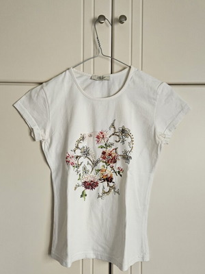 Rococo T-shirt with floral print, size L