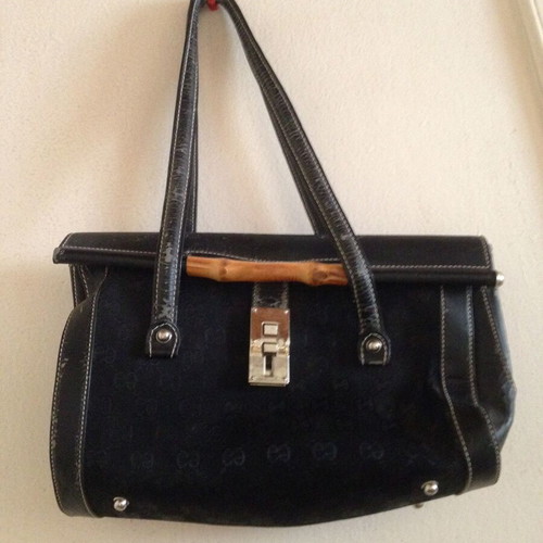 Women's shoulder bag used, black with wear