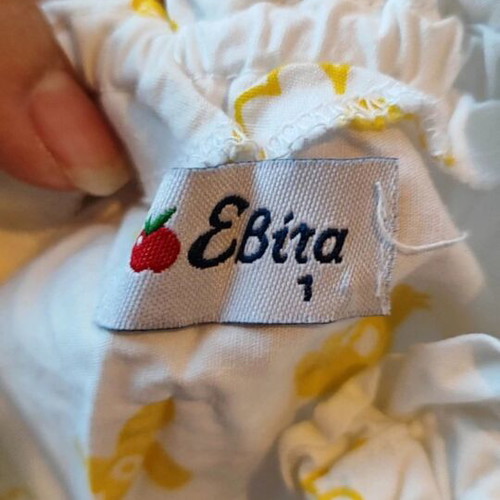 Children's dresses like new, pack