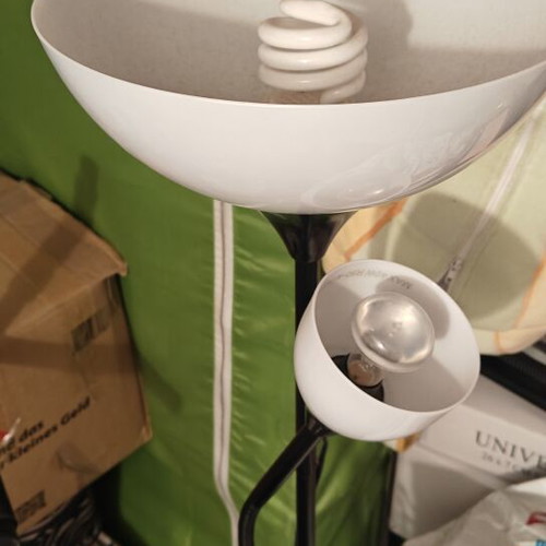 Floor lamp like new, fully functional
