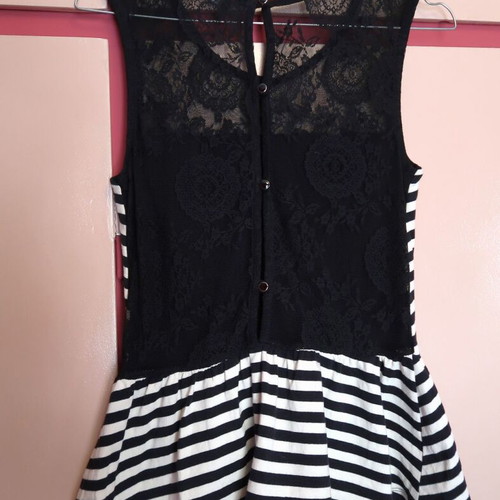 Peplum top striped white-black Small like new