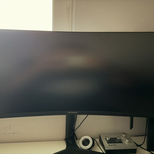 Nemesis Ultra Wide 34” Gaming Monitor 180Hz like new