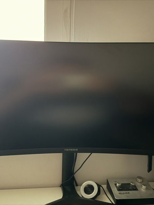 Nemesis Ultra Wide 34” Gaming Monitor 180Hz like new