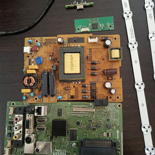 Smart TV 32 inch FU Model FLS 32215 used Vestel board and power supply