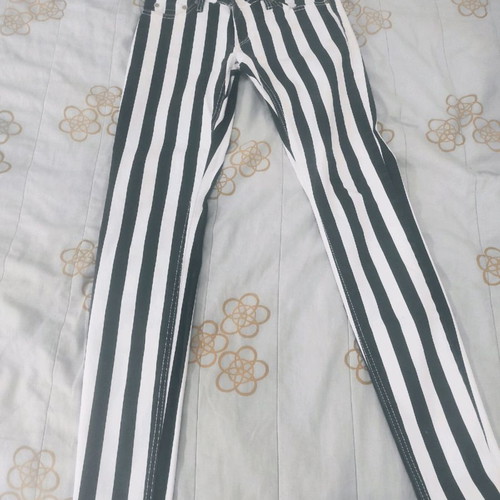 Women's black and white jeans size 36 with vertical stripes