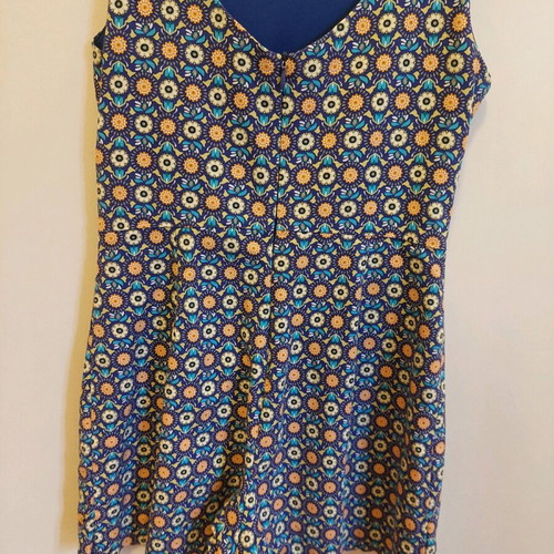 Zara skort size S like new, structured fabric