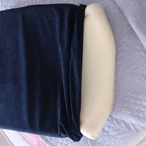 Promed Orthopedic Memory Foam Seat Pillow like new, 46x40 cm