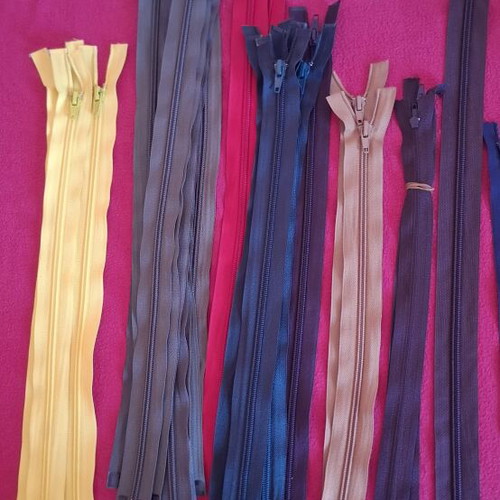 Zippers new, various colors and sizes 10-70 cm