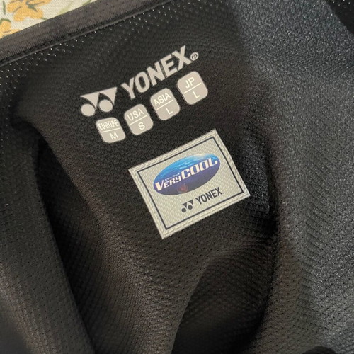 Yonex top flawless, new