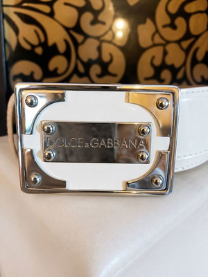 Dolce & Gabbana white belt new with silver details size 85