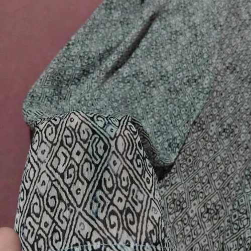 Pink Woman kimono blue with patterns