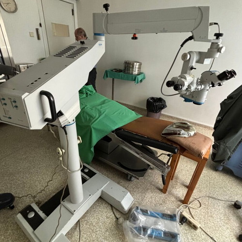 Leika M 820 Ophthalmic Microscope used