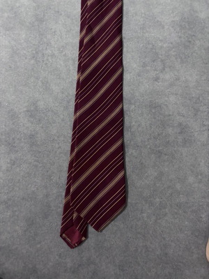 Silk tie like new
