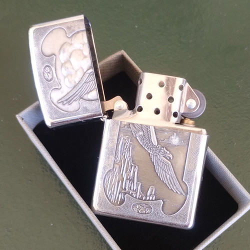 Zippo lighter 1997 authentic, new