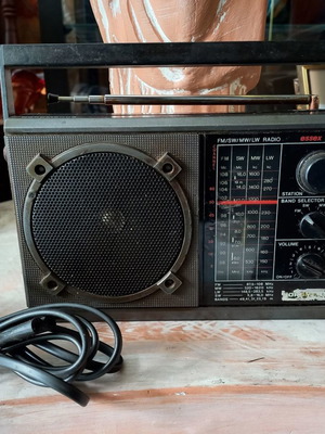 Γερμανικό τρανζίστορ μεταχειρισμένο, λειτουργικό