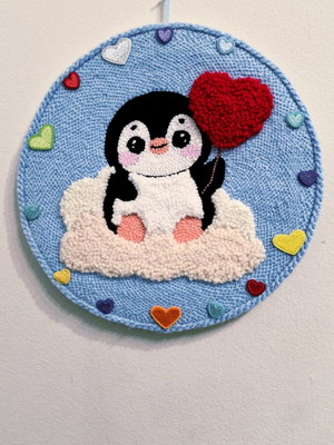 Wall hanging penguin with hearts new