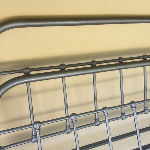 Antique iron bed frame like new, 1.20x1.90 m