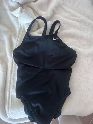Γυναικείο μαγιό Nike σαν καινούργιο, μαύρο, μέγεθος XS
