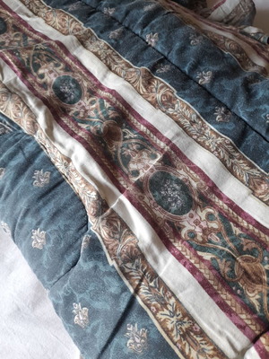 Double quilt used for double bed