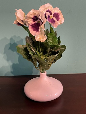 Marble and porcelain vases like new, set of two