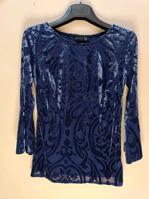 Bodyflirt Velvet Shirt Navy Blue Like New With Sheer Details And Pattern