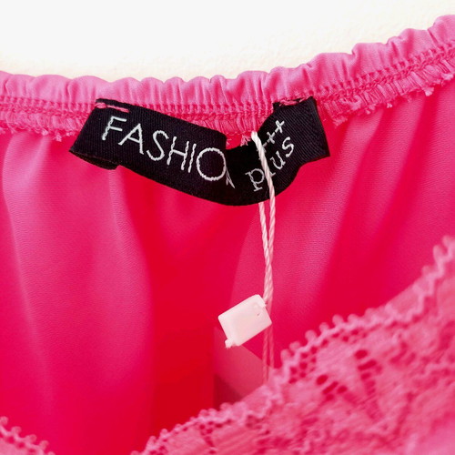 Lingerie fuchsia new top with adjustable straps