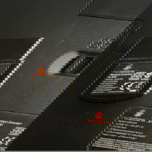 Guitar Hero Metallica PS2 μεταχειρισμένο με αυθεντική κιθάρα και dongle