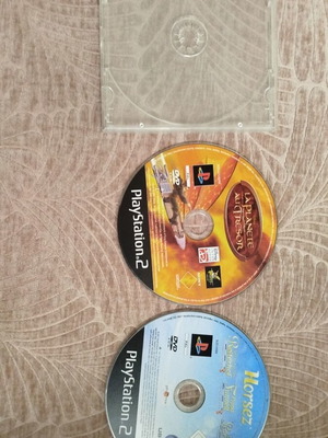 PlayStation 2 CD μεταχειρισμένα με λίγες γρατζουνιές, άψογα λειτουργικά
