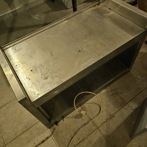 Inotex heated stainless steel counter used for kitchen