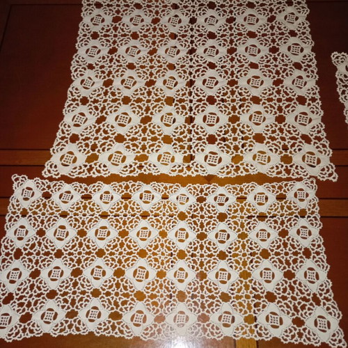 Handmade Beige Crochet Tablecloth Set with Six Small Doilies New