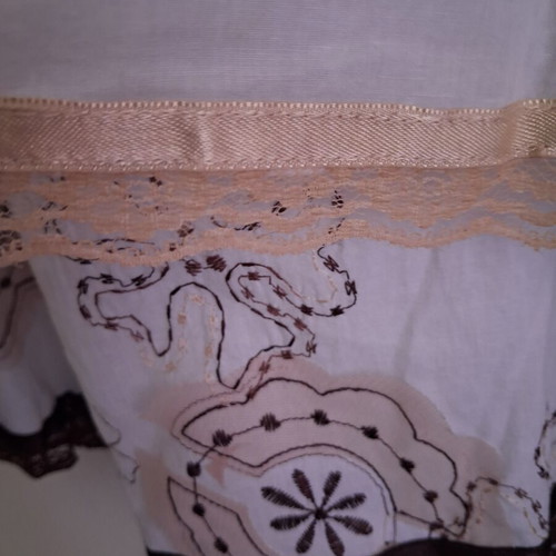 Danilo Boho Style Skirt like new, white with beige lace