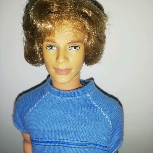 Ken Beach Fun Blaine doll 2005 used in very good condition