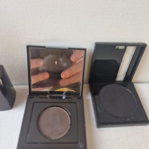 Makeup set used with samples Laura Mercier, Makeup Forever, Estée Lauder
