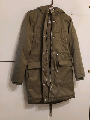 Hooded jacket size 34 like new, khaki