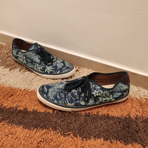 Pull&Bear canvas shoes like new, tropical pattern blue and beige