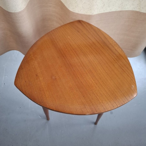 Danish Style Mid-Century Triangular Guitar Pick τραπεζάκι καφέ μεταχειρισμένο