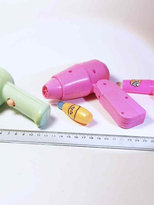 Plastic toys used, pack all together, not working