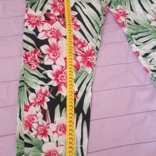 Mango women's floral palazzo pants like new, lightweight fabric, elastic waist