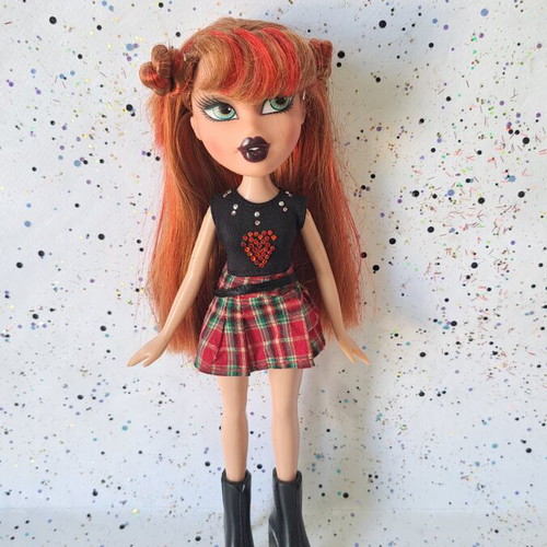 Bratz Pretty'n'punk Meygan doll redressed with flaws