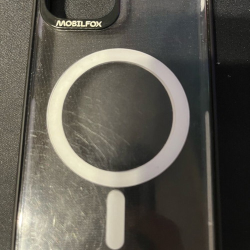 iPhone 13 Mobile Fox case used with MagSafe, full shock protection, nude transparent