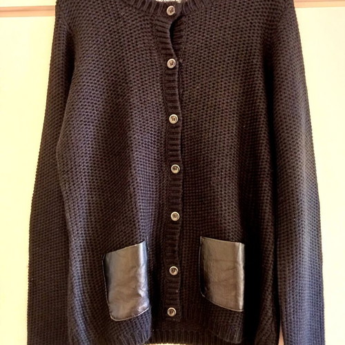 Knitted women's cardigan black with buttons and leatherette pockets, new size M