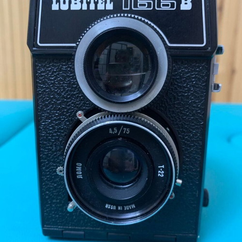 Lubitel 166B camera like new, vintage TLR Twin Lens Reflex